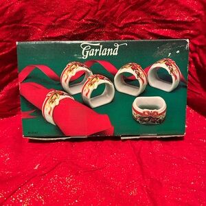 Vintage Garland Holiday Napkin Rings by Holiday Holly- new or like new